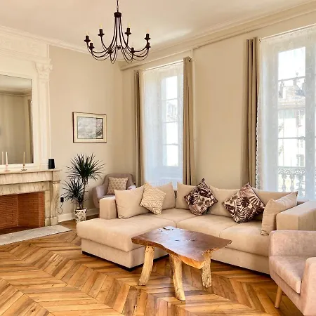 Apartment D Exception 100m2 Avec Parking - Centre Historique Chambery