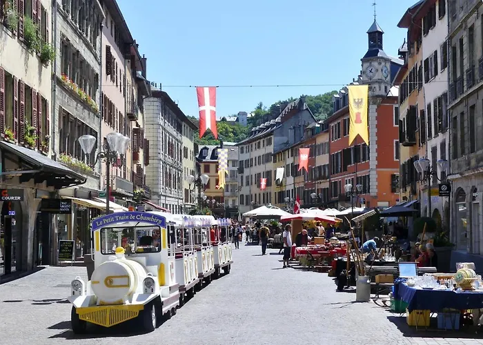 D Exception 100m2 Avec Parking - Centre Historique Appartement
